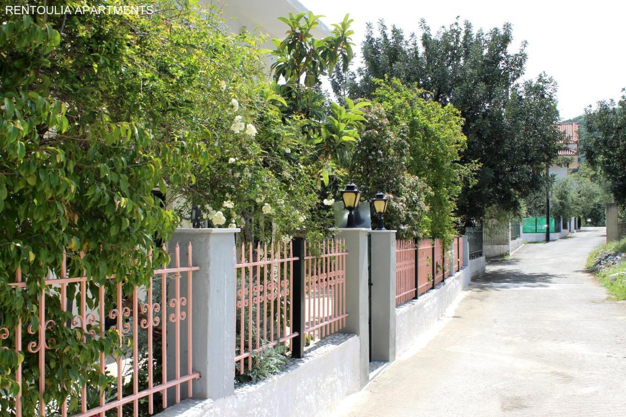 Rentoulia Apartments Poúlithra Екстериор снимка