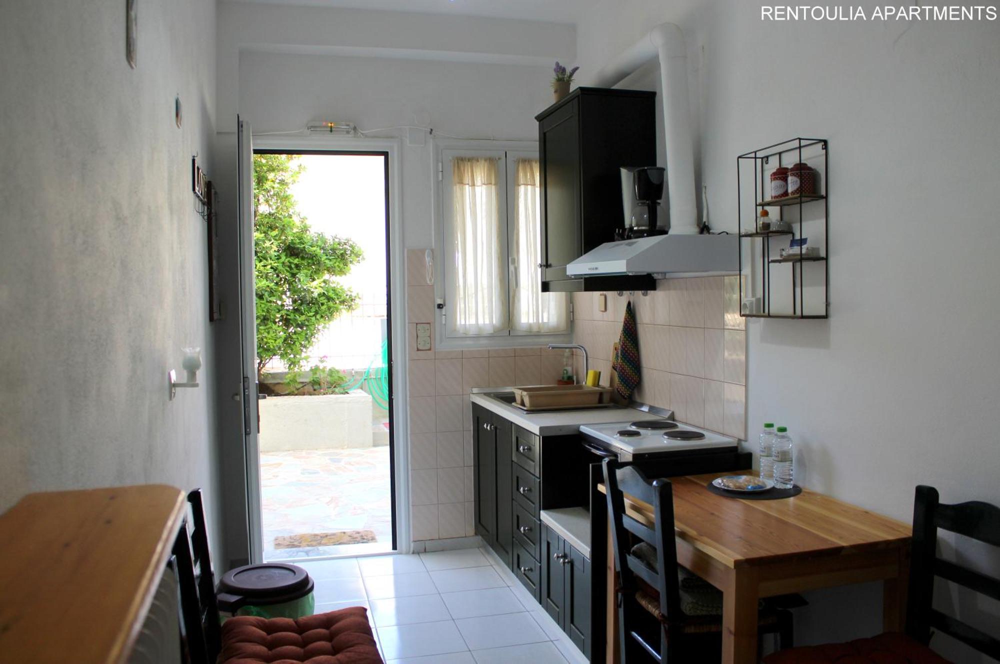 Rentoulia Apartments Poúlithra Екстериор снимка